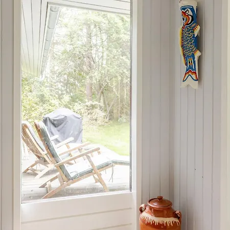 Casa vacanze Colourful Details In Wooden House On Nature Plot